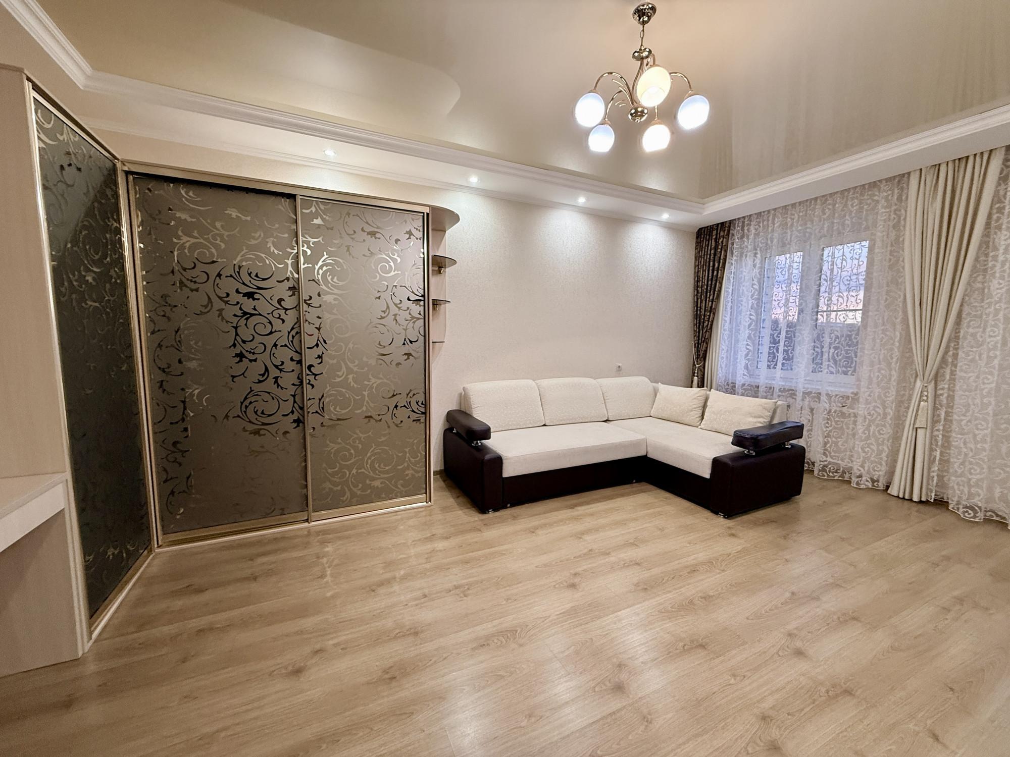 Купить квартиру за 10 200 000 рублей на Орловская ул., 4