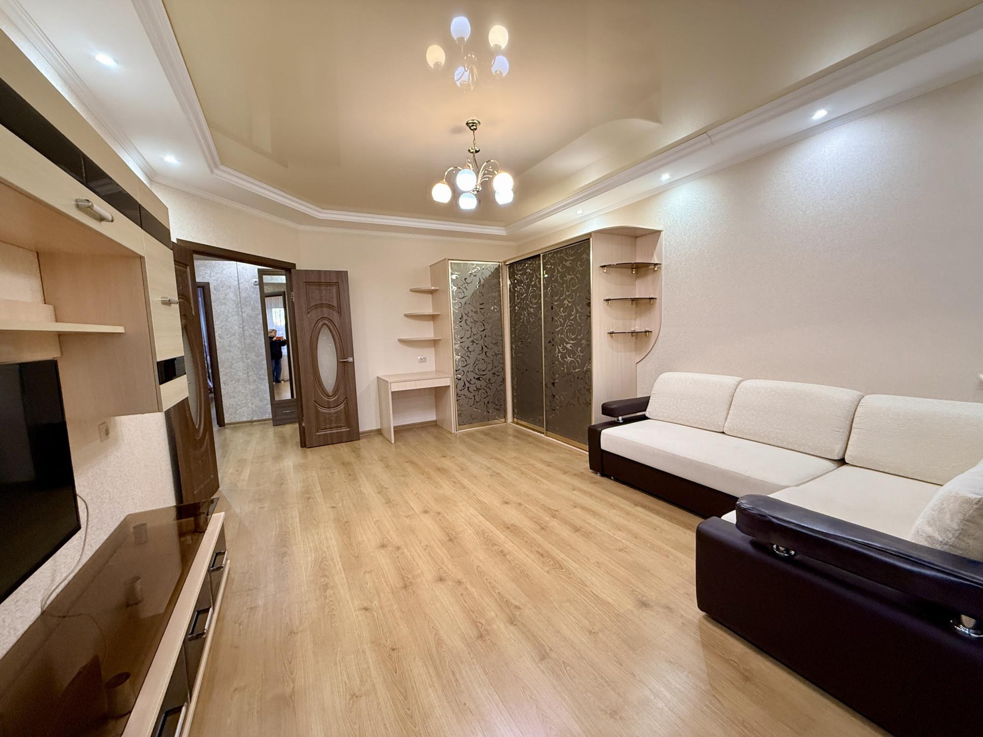 Купить квартиру за 10 200 000 рублей на Орловская ул., 4