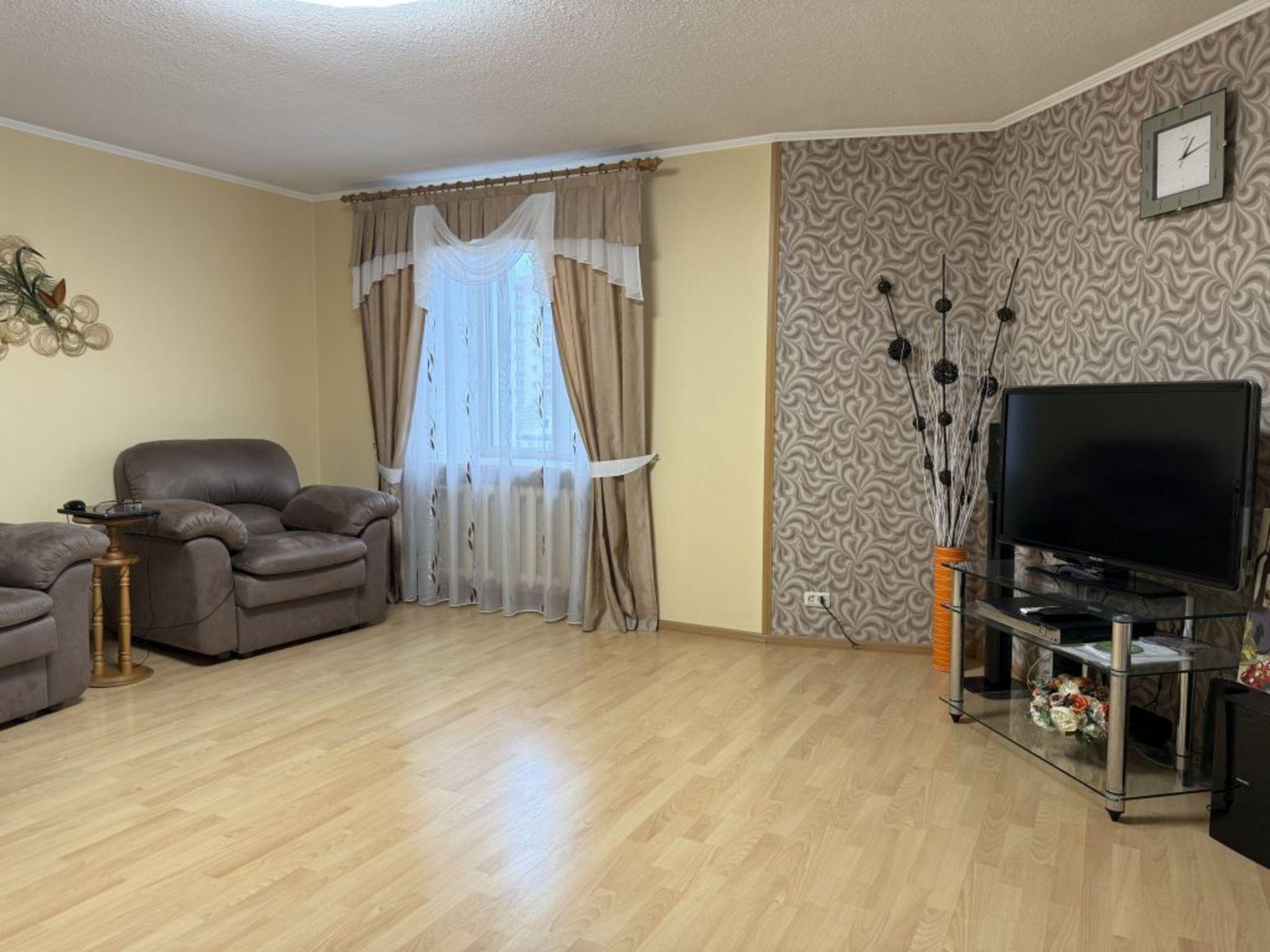 Купить квартиру за 11 990 000 рублей на Ленина ул, 102Вк1