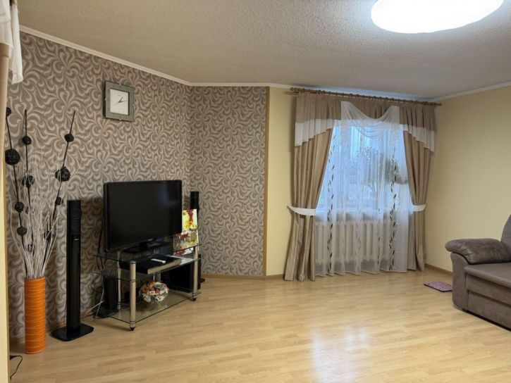 3-комн квартира Ленина ул, 102Вк1