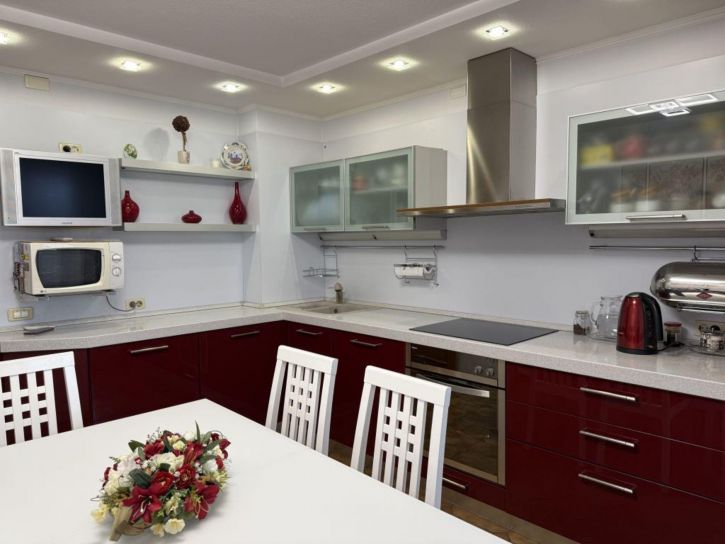 3-комн квартира Ленина ул, 102Вк1