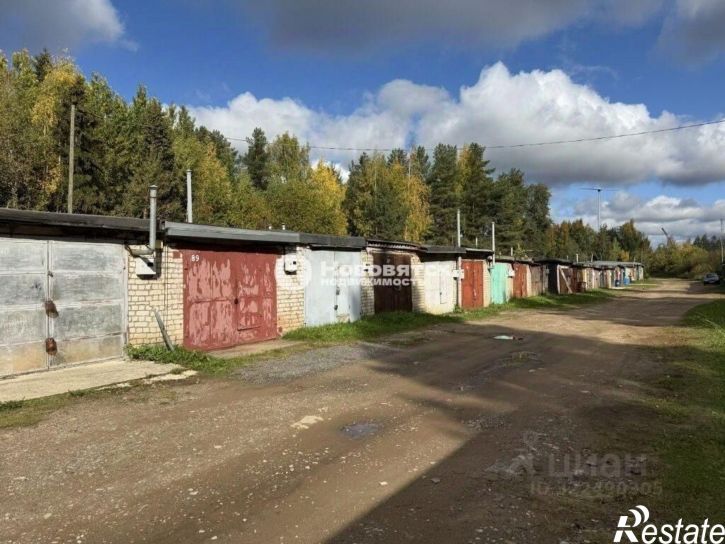 Гараж/парковка Молодёжная улица, 10Г,  д. 10Г