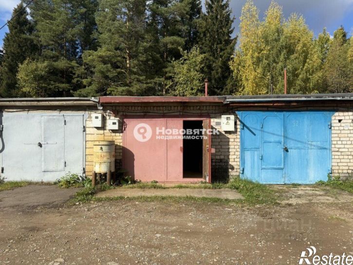 Гараж/парковка Молодёжная улица, 10Г,  д. 10Г