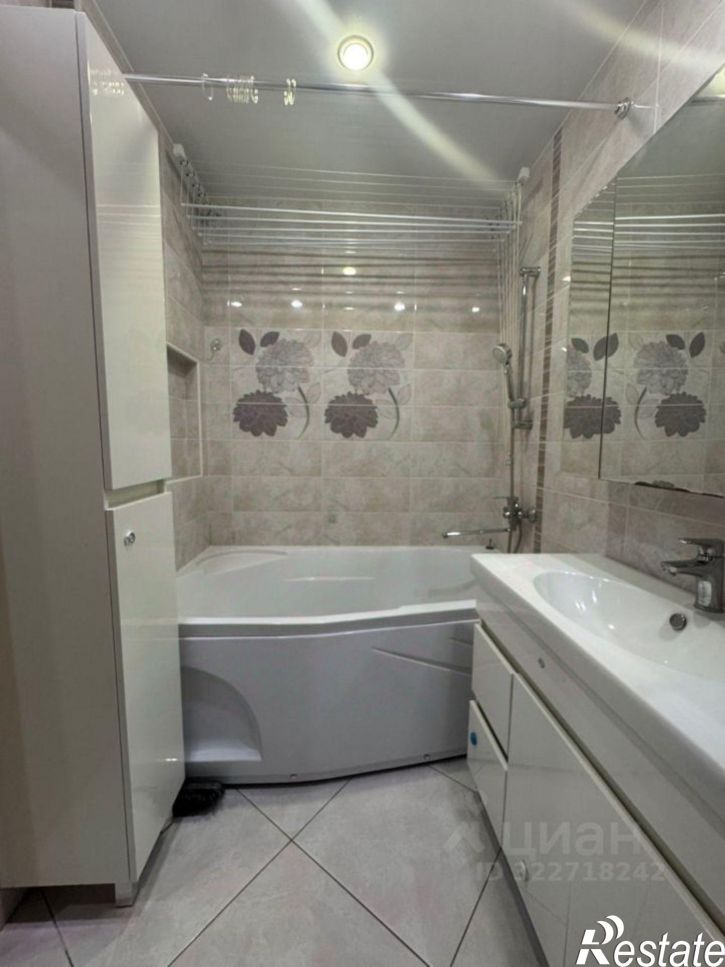 2-комн квартира ул Архитектора Валерия Зянкина, 9 1,  д. 9 1,  к. 1