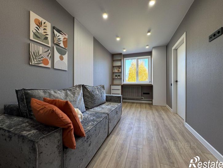 2-комн квартира Киров г., Ивана Попова ул., 33А