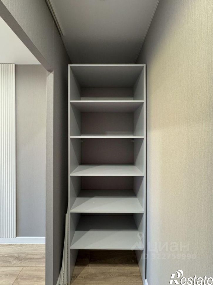 2-комн квартира Киров г., Ивана Попова ул., 33А