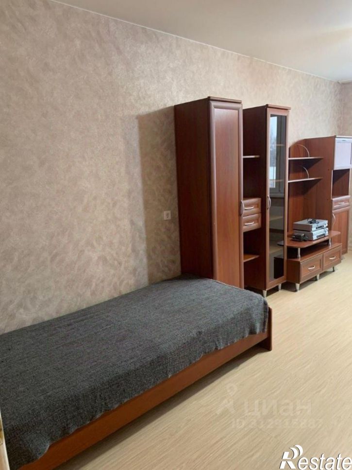 3-комн квартира улица 65-летия Победы, 3,  д. 3