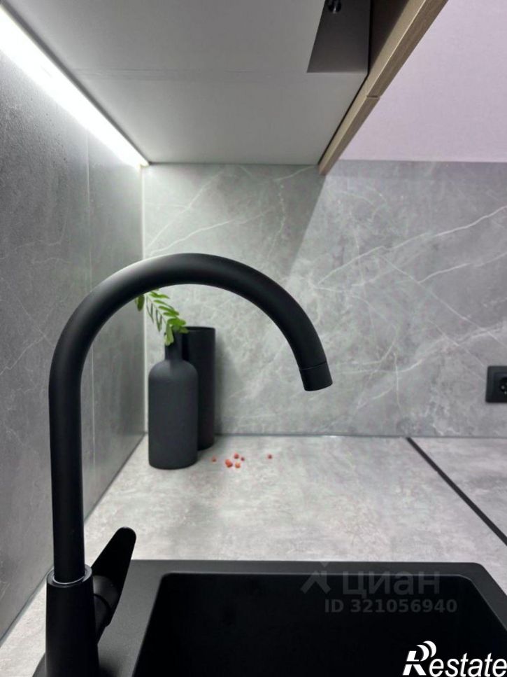 3-комн квартира улица Калинина, 40,  д. 40