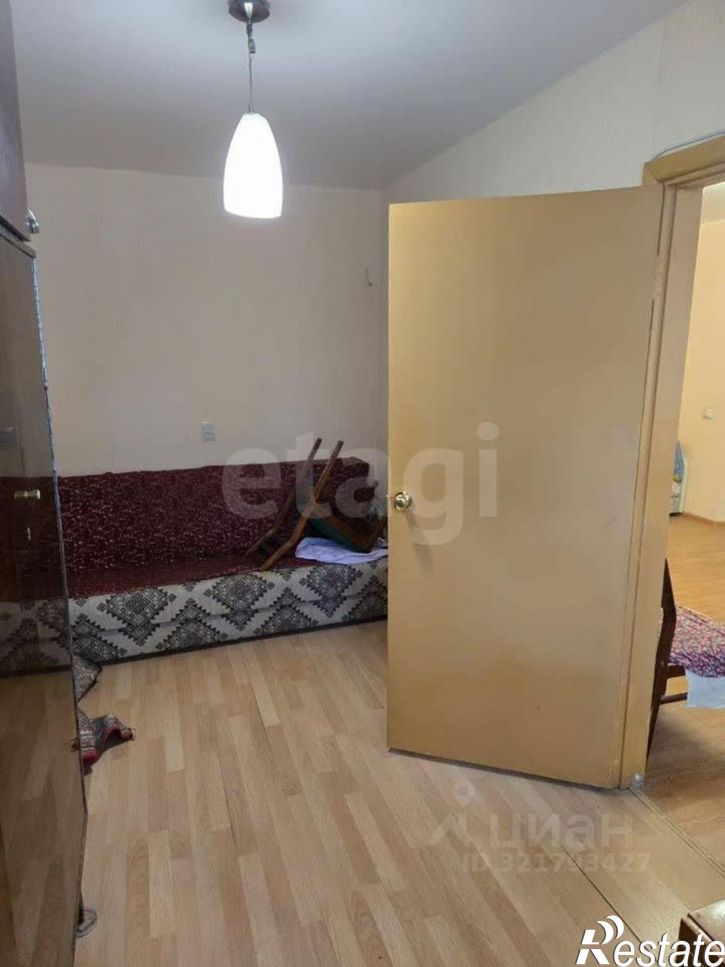 3-комн квартира улица Азина, 49,  д. 49