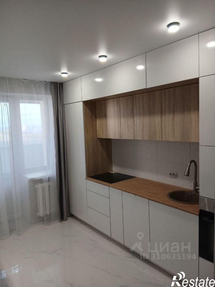 2-комн квартира Киров, Гороховская улица, 81