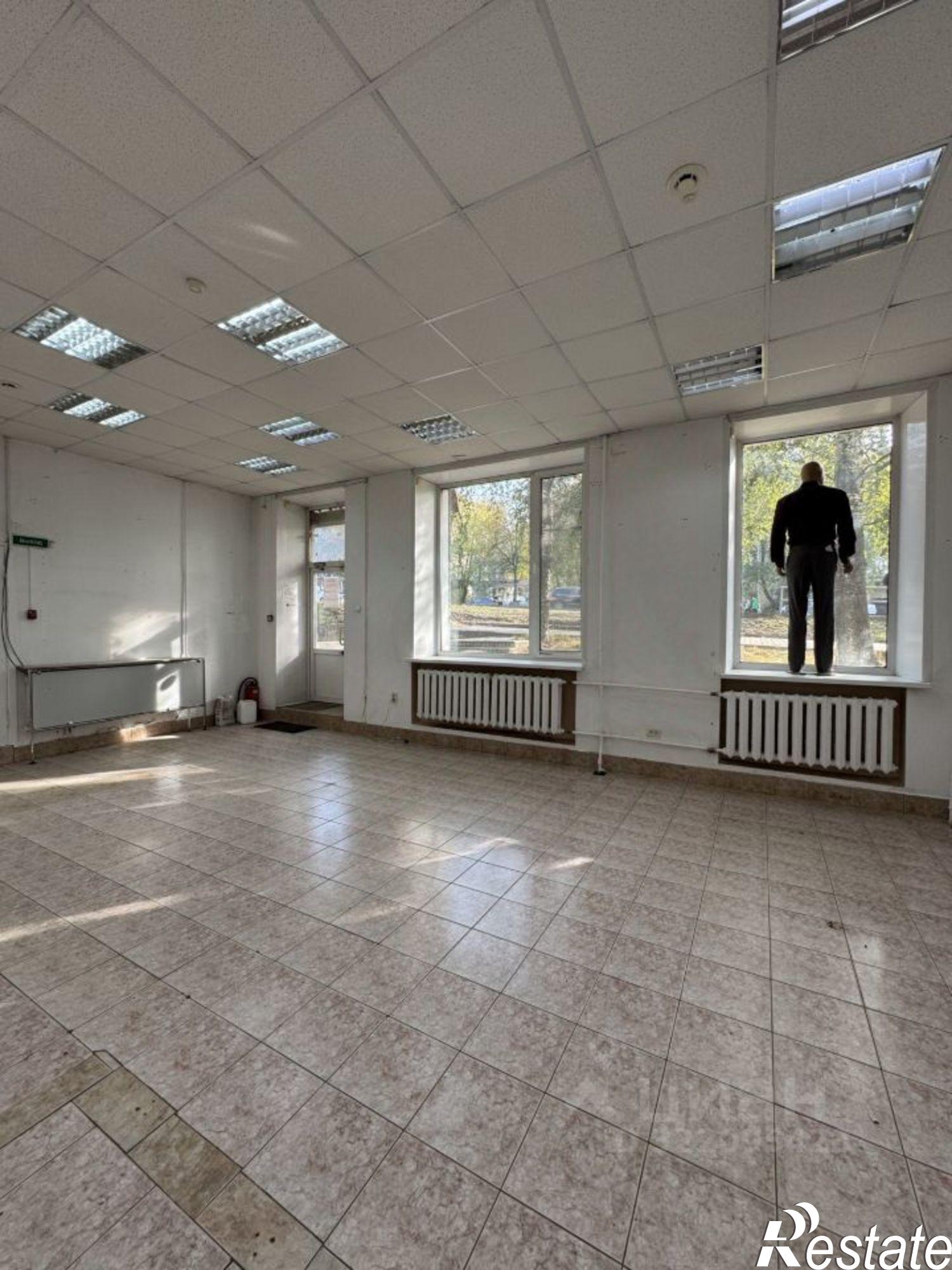 Купить торговое помещение за 6 400 020 рублей на улица Воровского, 91