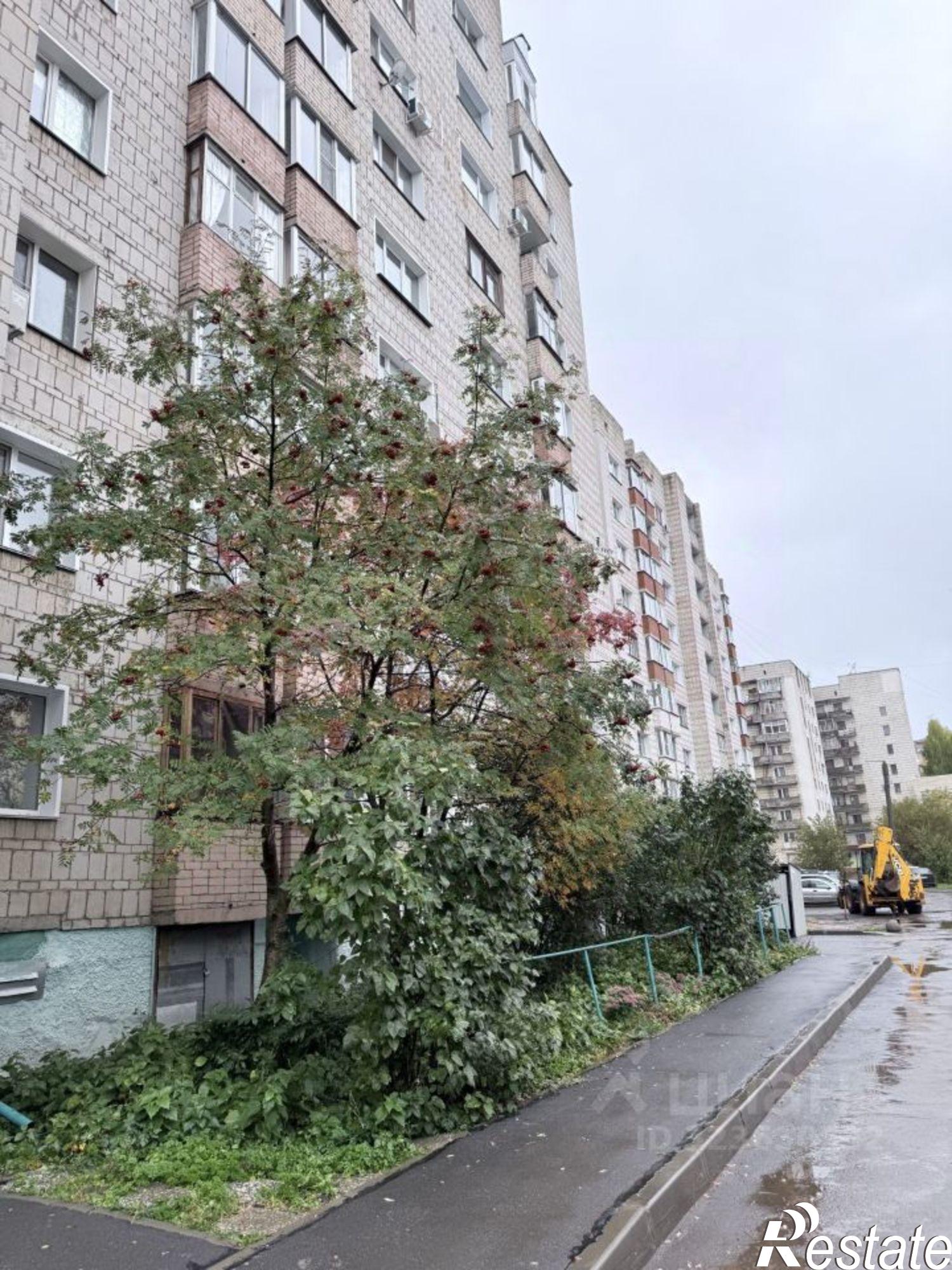 Купить квартиру за 4 050 000 рублей на проспект Строителей, 7