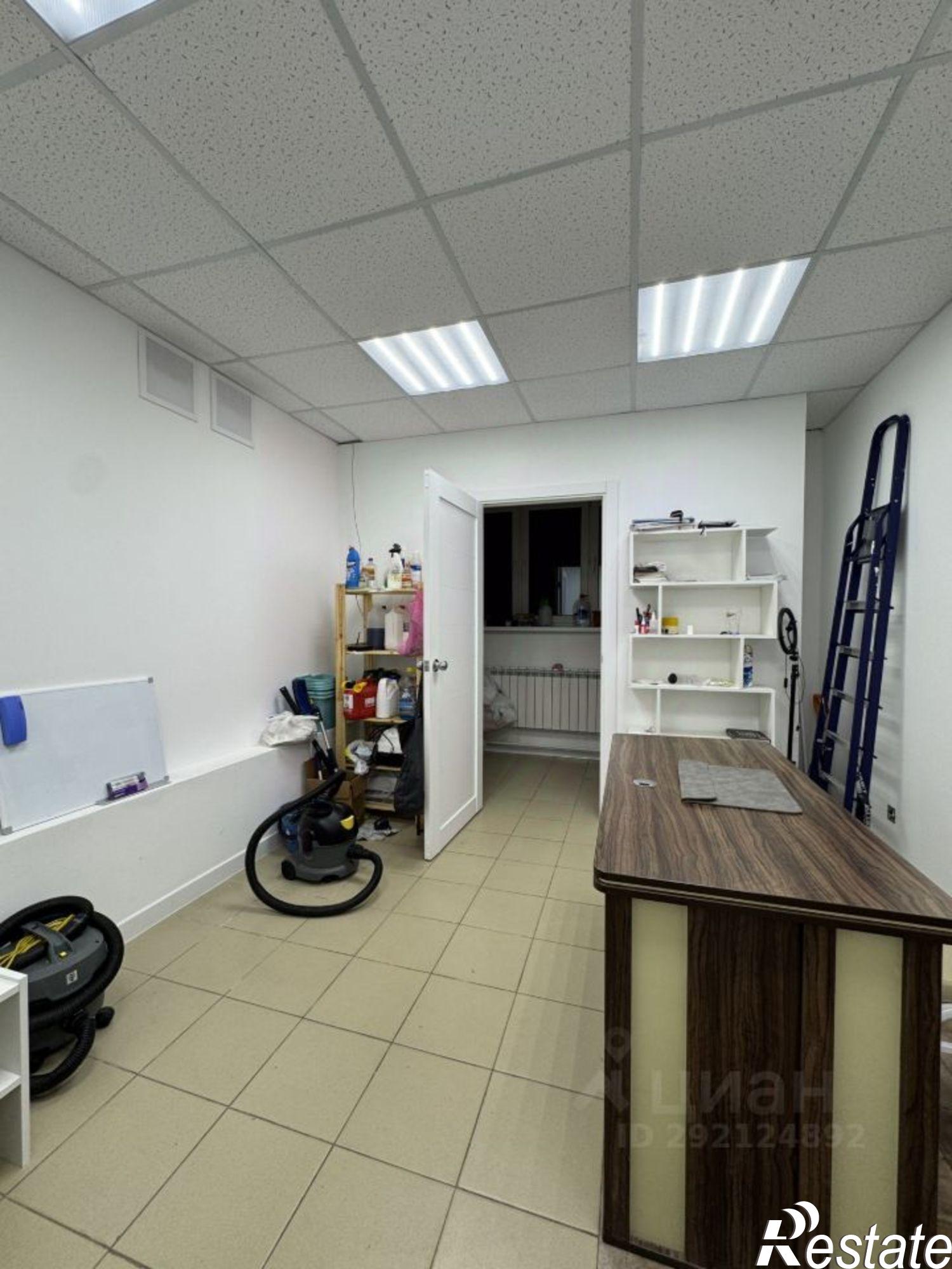 Купить помещение свободного назначения за 6 930 120 рублей на улица Горбуновой, 10