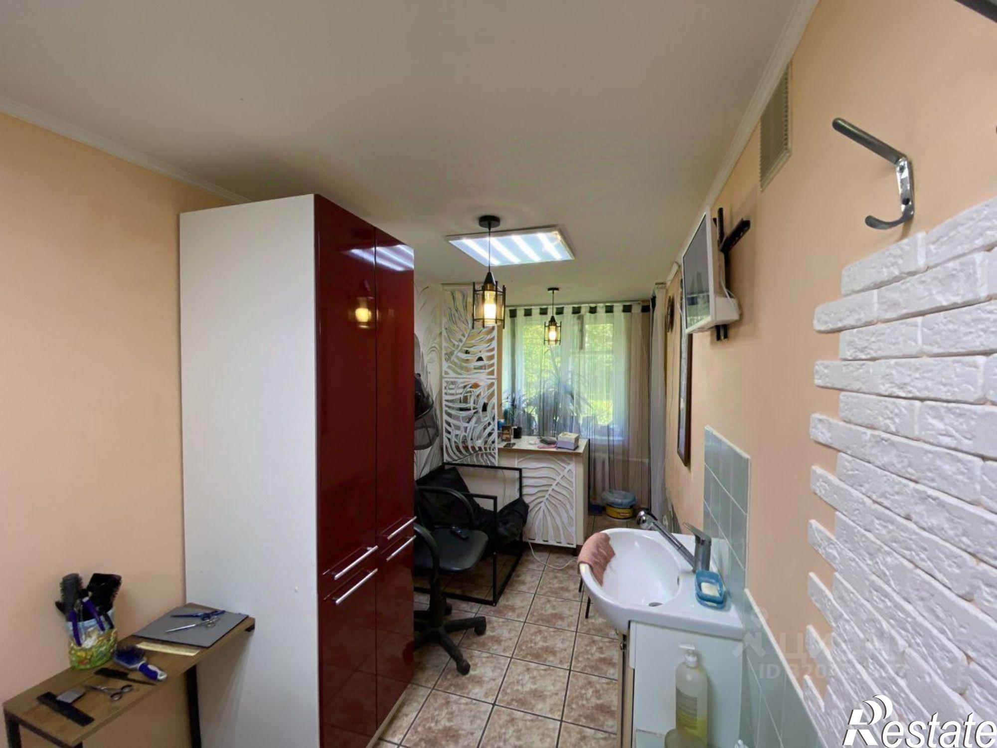 Купить помещение свободного назначения за 14 475 400 рублей на улица Лепсе, 52