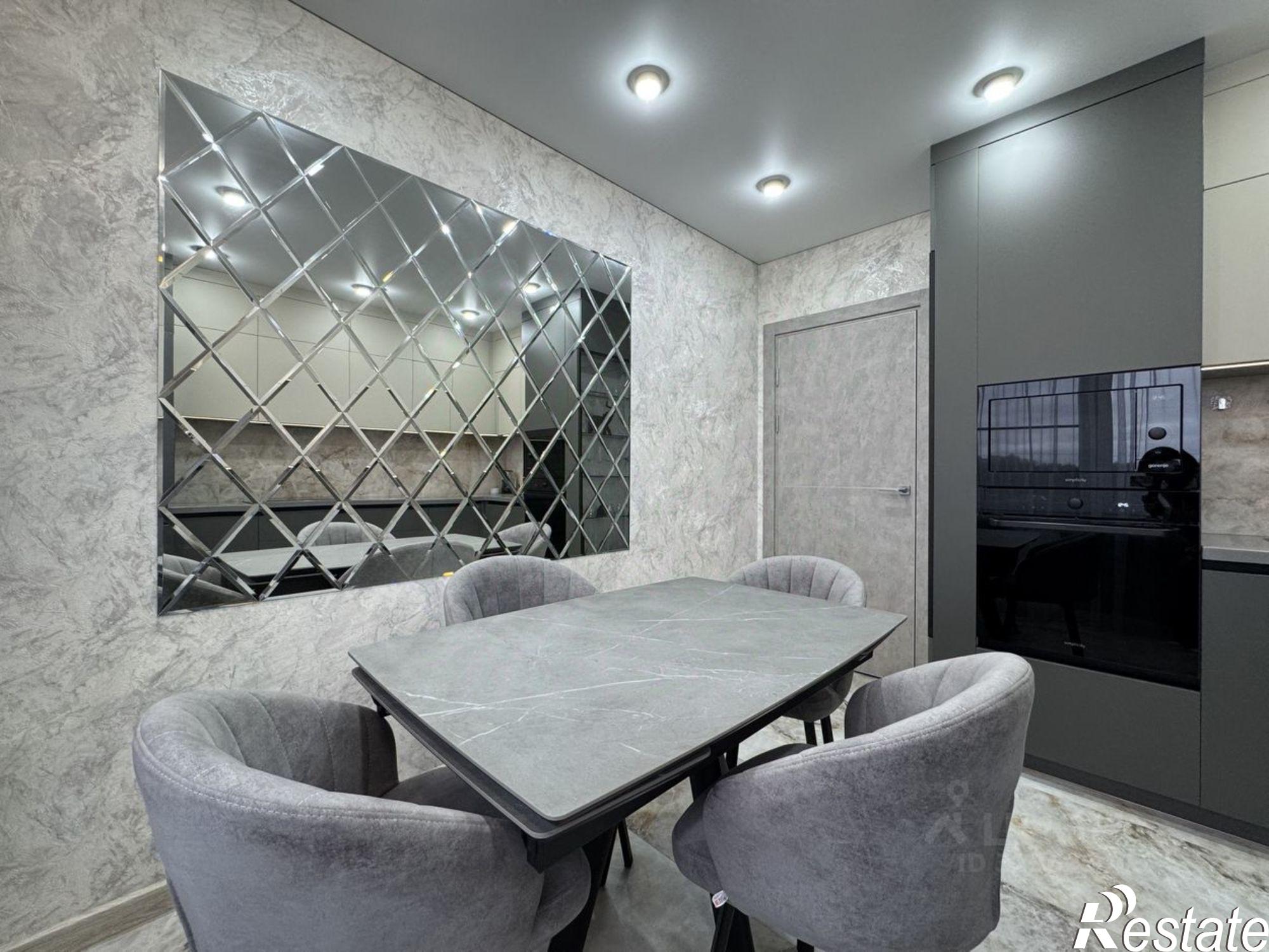 Купить квартиру за 15 700 000 рублей на ул Чистопрудненская, 17