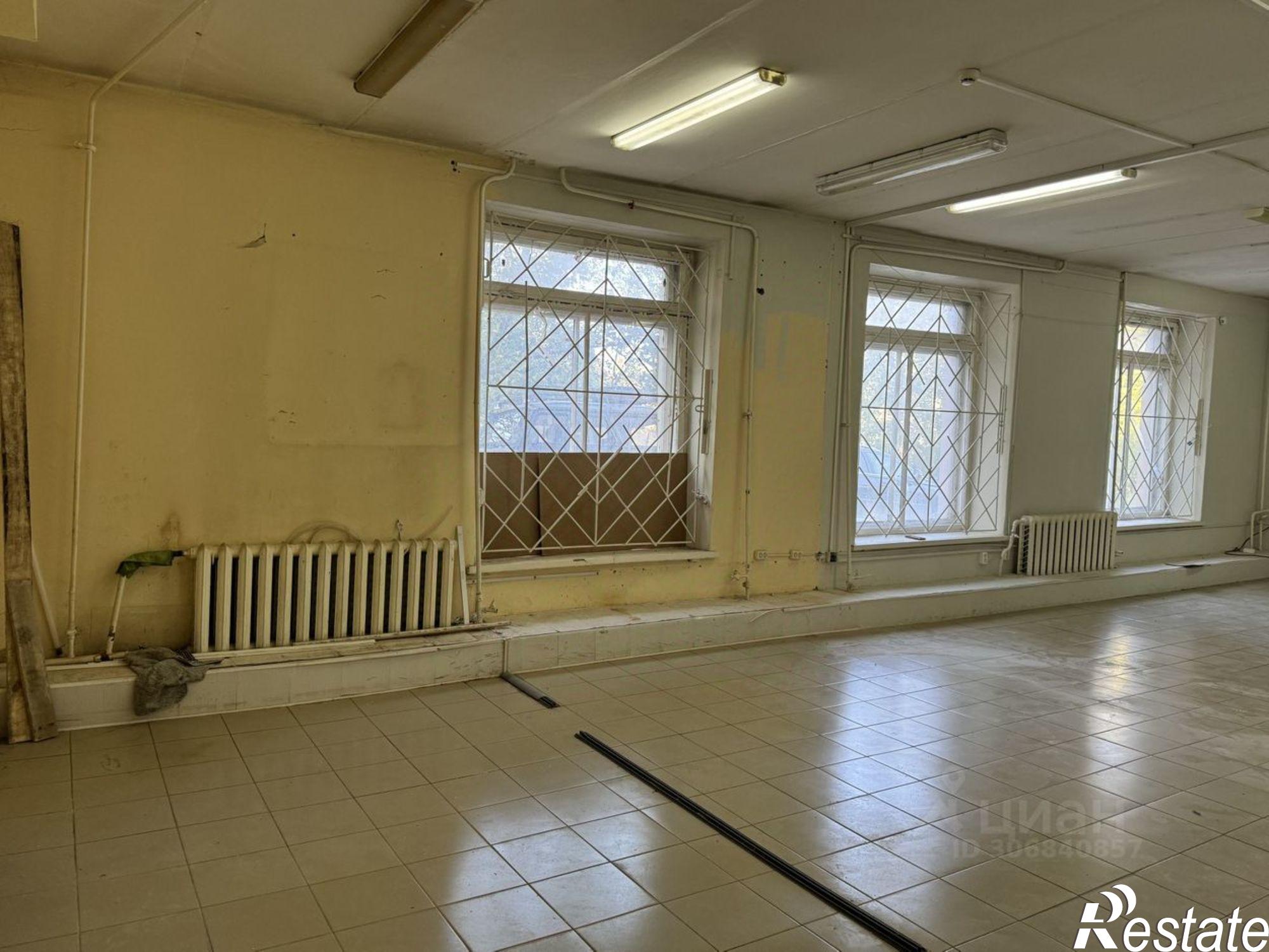 Купить помещение свободного назначения за 8 450 080 рублей на ул Советская, 2