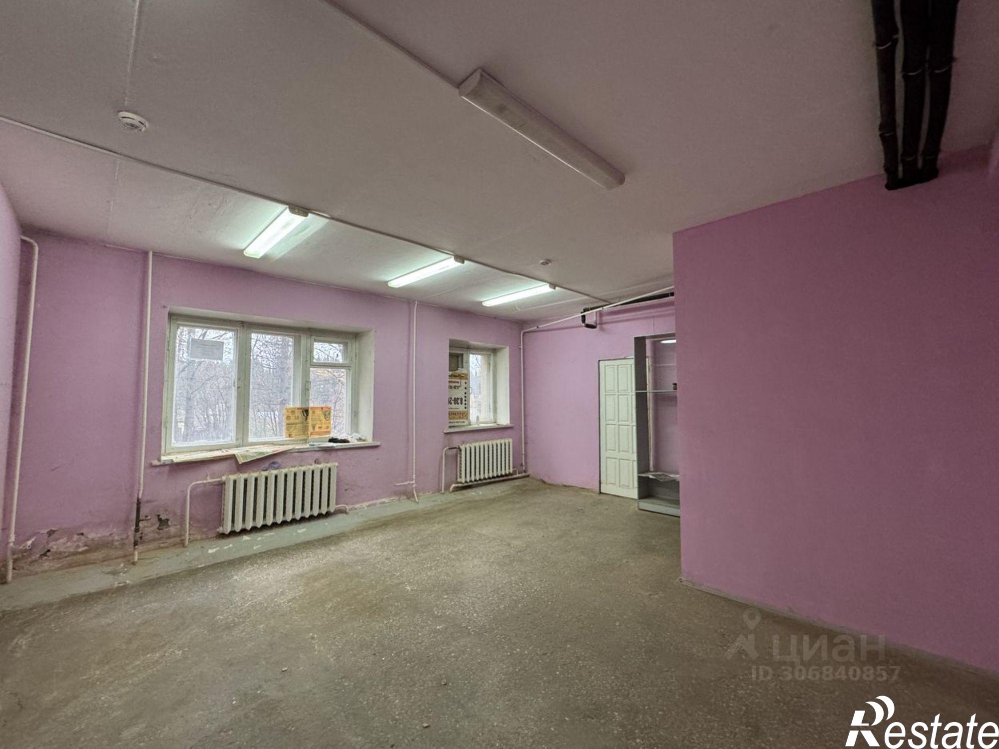 Купить помещение свободного назначения за 8 450 080 рублей на ул Советская, 2