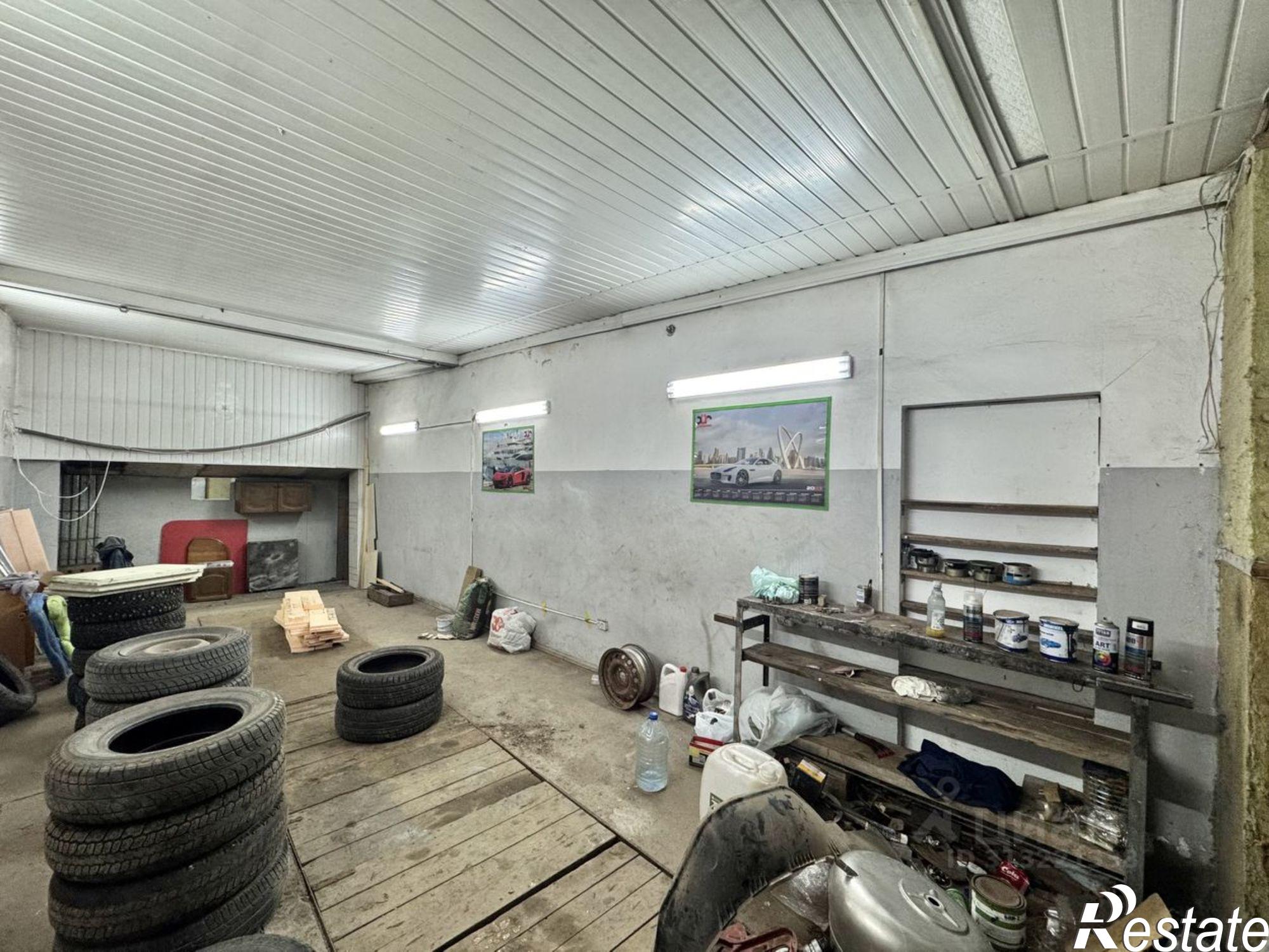 Купить гараж, место в паркинге за 1 700 000 рублей на Солнечная улица, 7