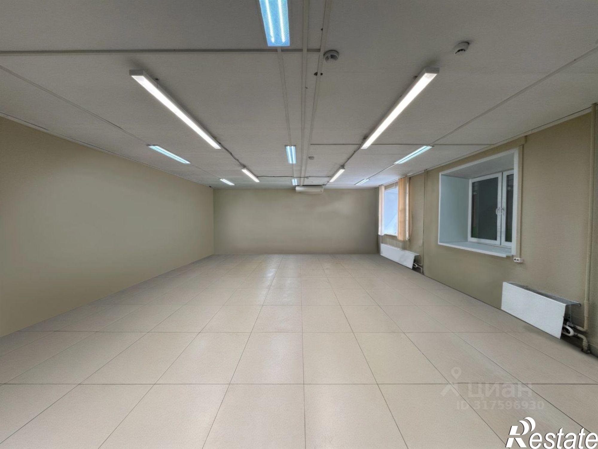 Купить торговое помещение за 15 750 000 рублей на ул Мира, 23