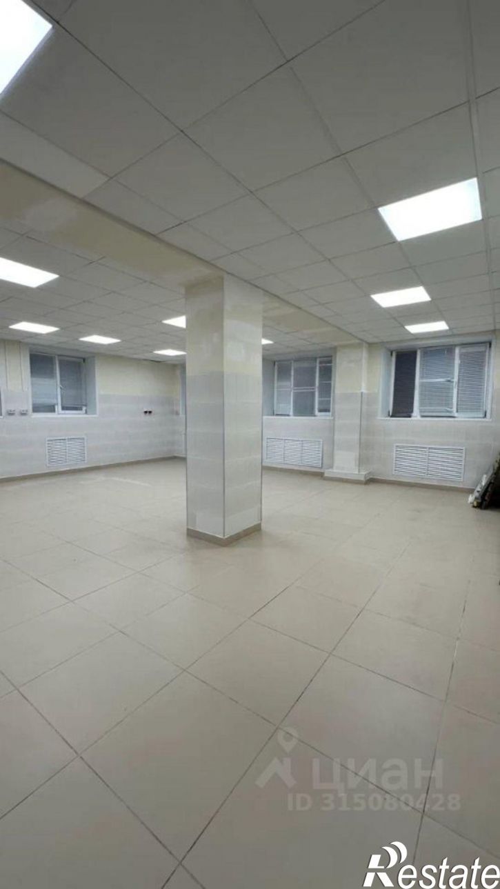 Торговое помещение улица Сутырина, 12,  д. 12