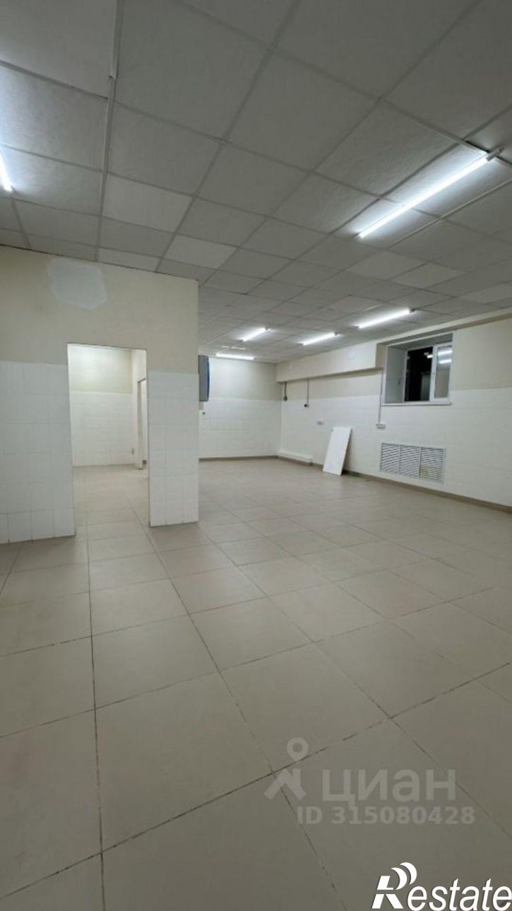 Торговое помещение улица Сутырина, 12,  д. 12