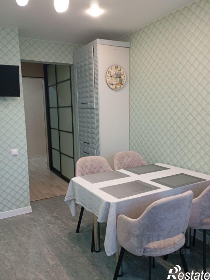 3-комн квартира улица Ивана Попова, 62,  д. 62