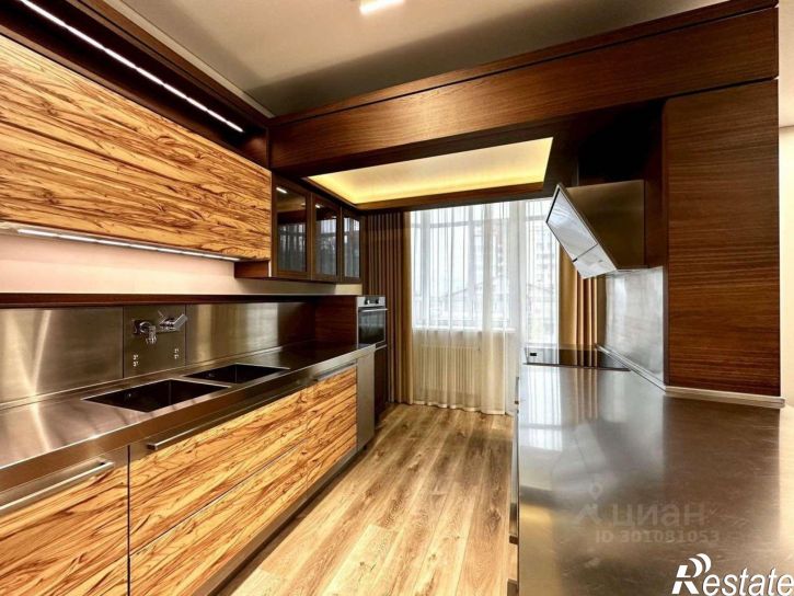 3-комн квартира Водопроводная улица, 27,  д. 27