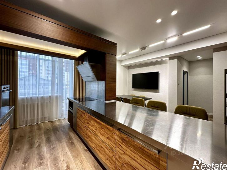 3-комн квартира Водопроводная улица, 27,  д. 27