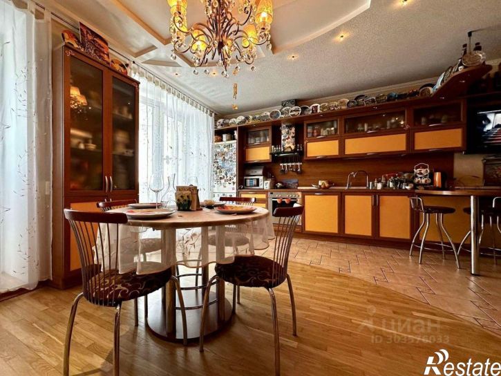 4-комн квартира улица Пугачёва, 21А,  д. 21А