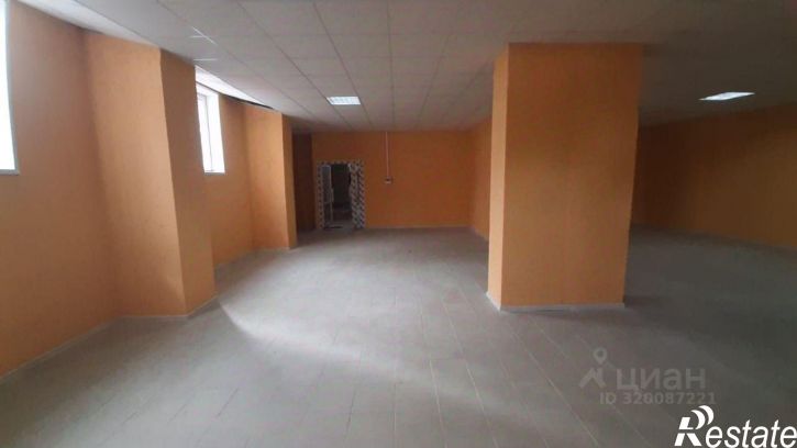 Торговое помещение улица Калинина, 40,  д. 40