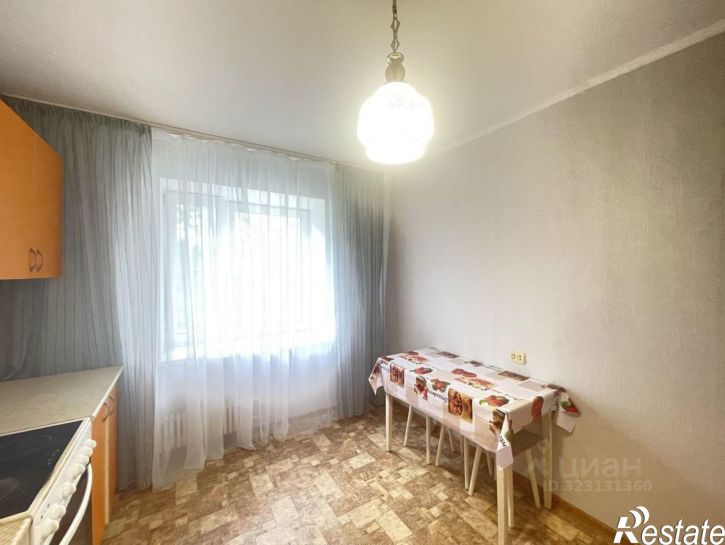 3-комн квартира улица Мопра, 1А,  д. 1А