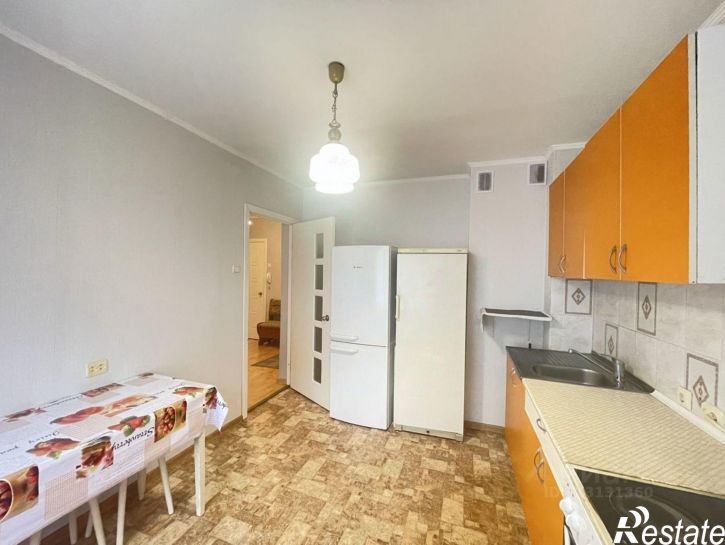 3-комн квартира улица Мопра, 1А,  д. 1А