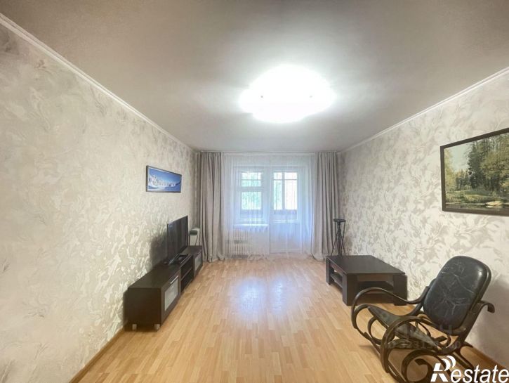 3-комн квартира улица Мопра, 1А,  д. 1А