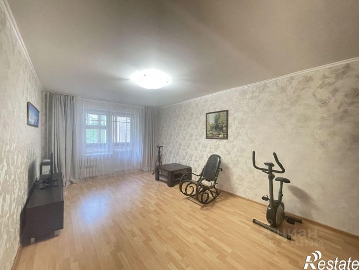 3-комн квартира улица Мопра, 1А,  д. 1А