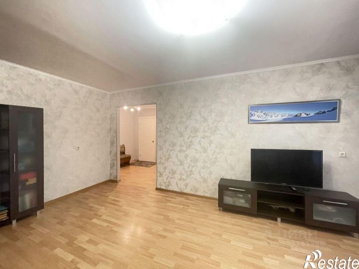 3-комн квартира улица Мопра, 1А,  д. 1А