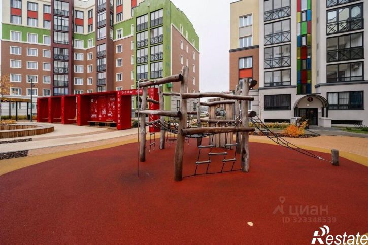 3-комн квартира ул Дмитрия Козулева, 4,  д. 4