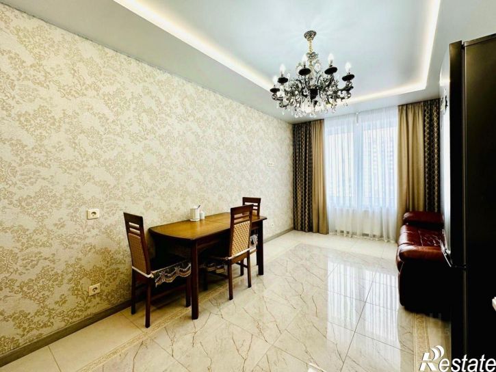 4-комн квартира ул Ивана Попова, 97,  д. 97