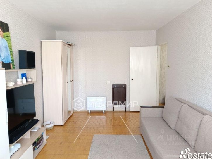 2-комн квартира проспект Строителей, 38,  д. 38