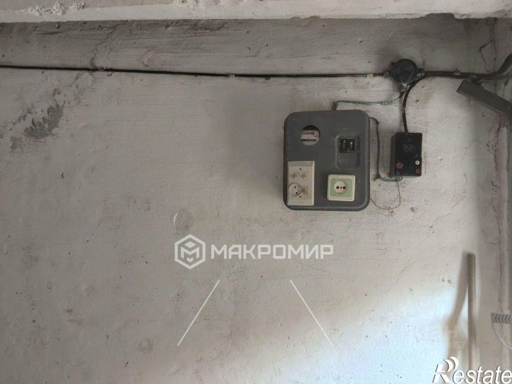 Гараж/парковка улица Горького, 1,  д. 1