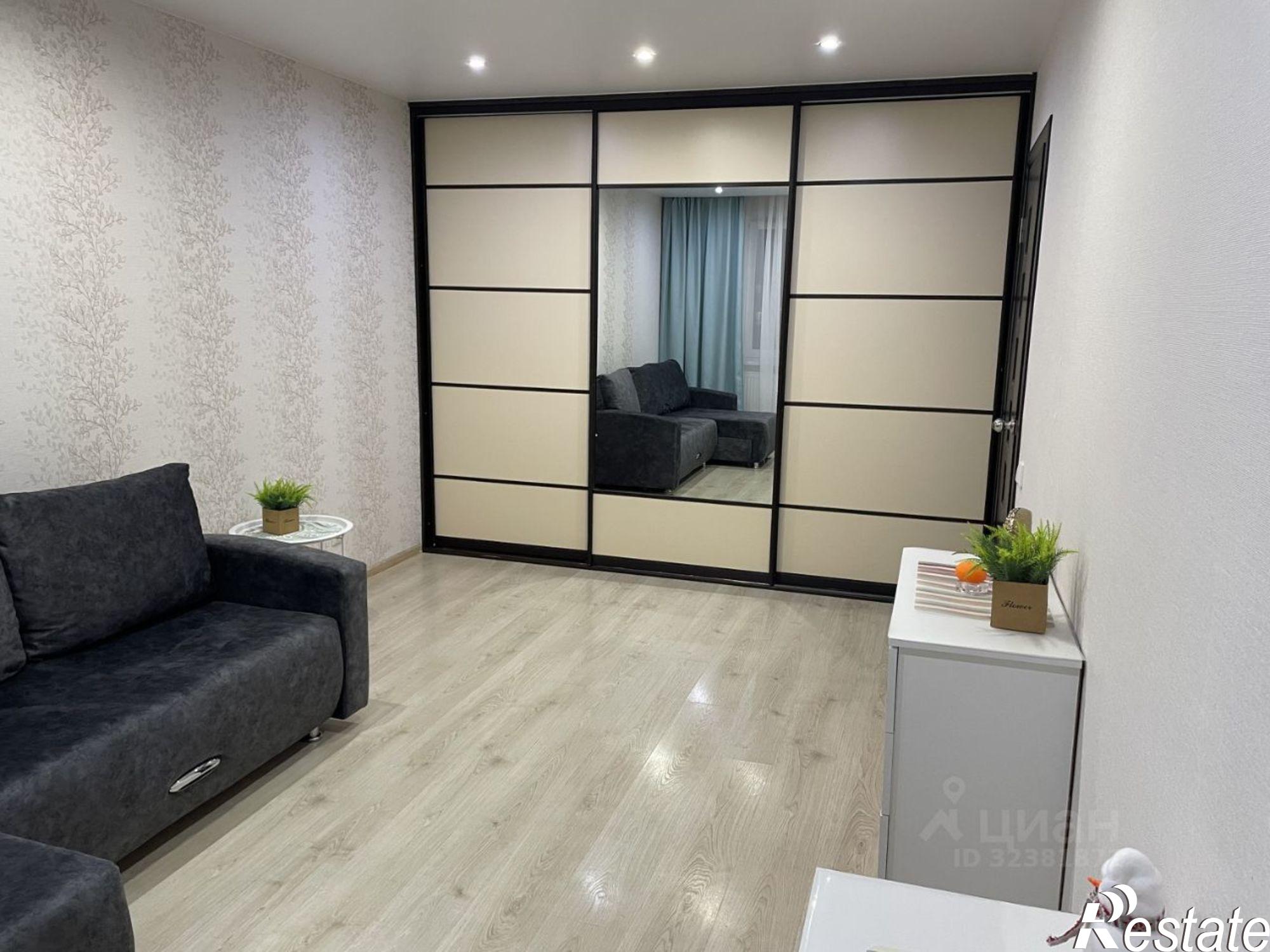 Сдать квартиру за 32 000 рублей на ул Ивана Попова, 56 1