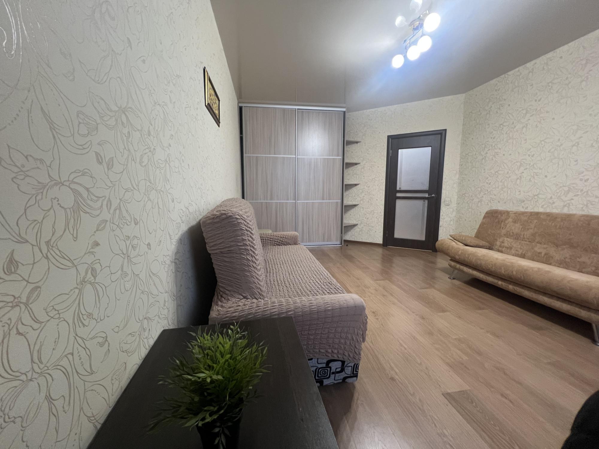 Сдать квартиру за 28 000 рублей на Преображенская ул., 82к1