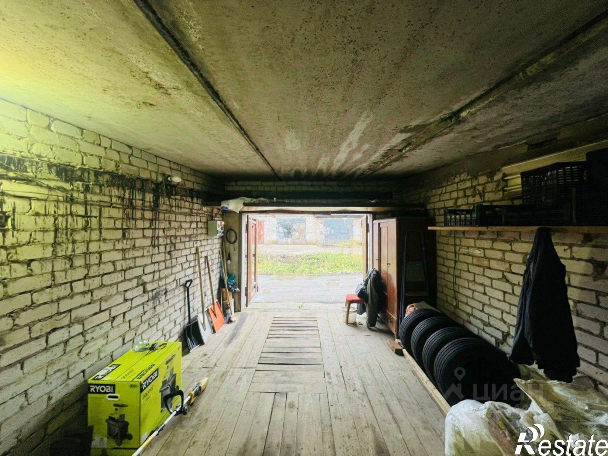 Купить гараж, место в паркинге за 1 059 640 рублей на Ульяновская улица