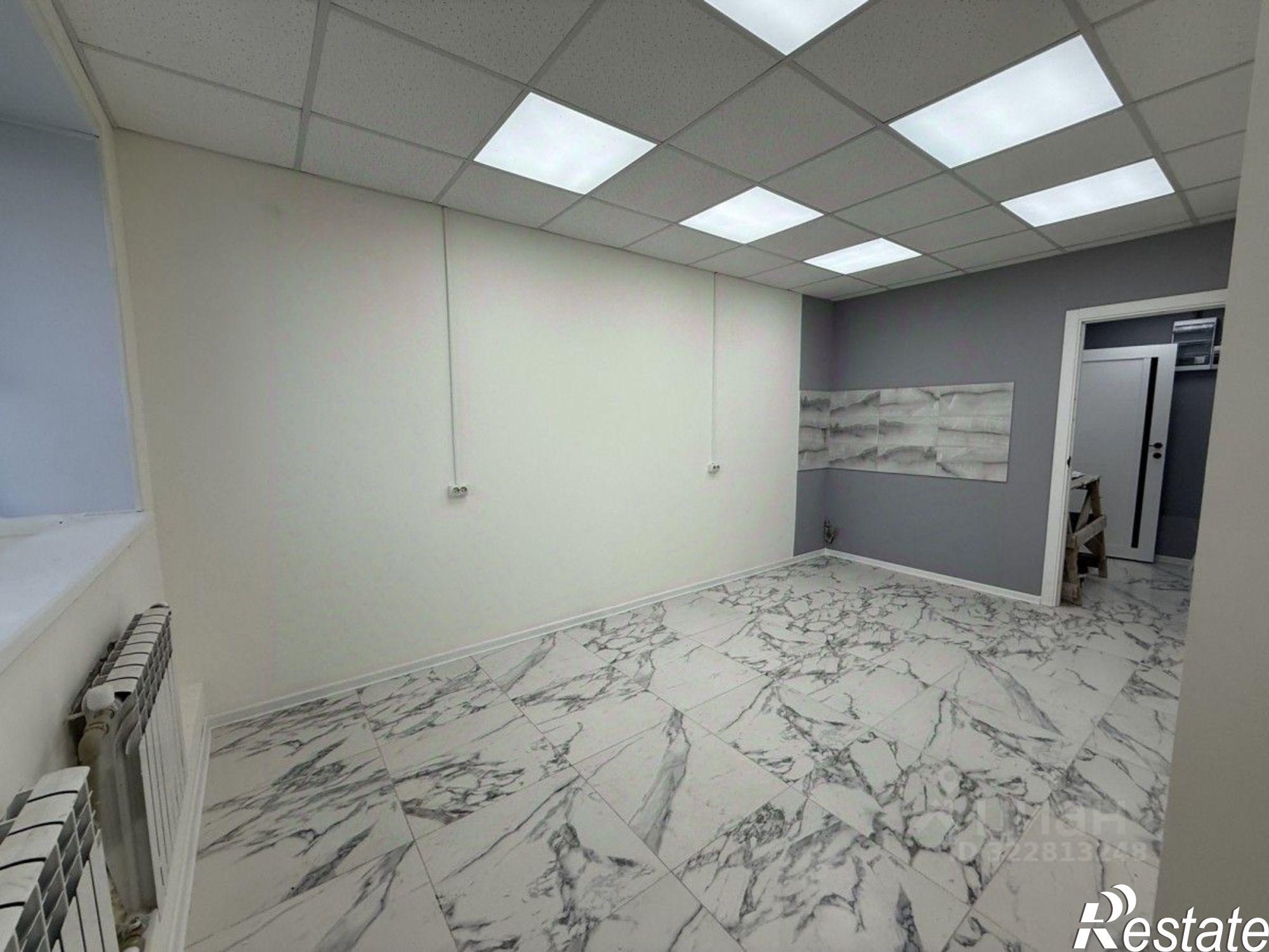 Купить офис, помещение под офис за 3 872 560 рублей на Березниковский переулок, 34