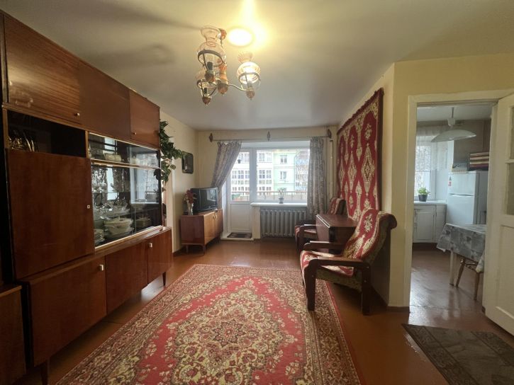 2-комн квартира Сурикова ул., 8