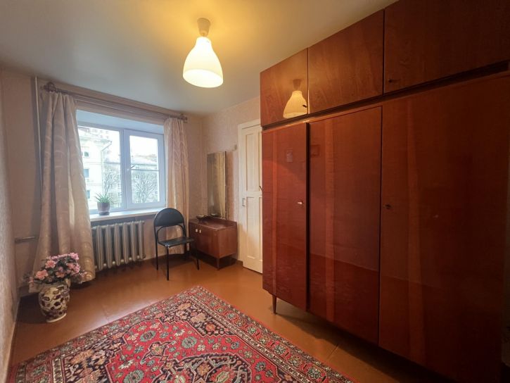 2-комн квартира Сурикова ул., 8