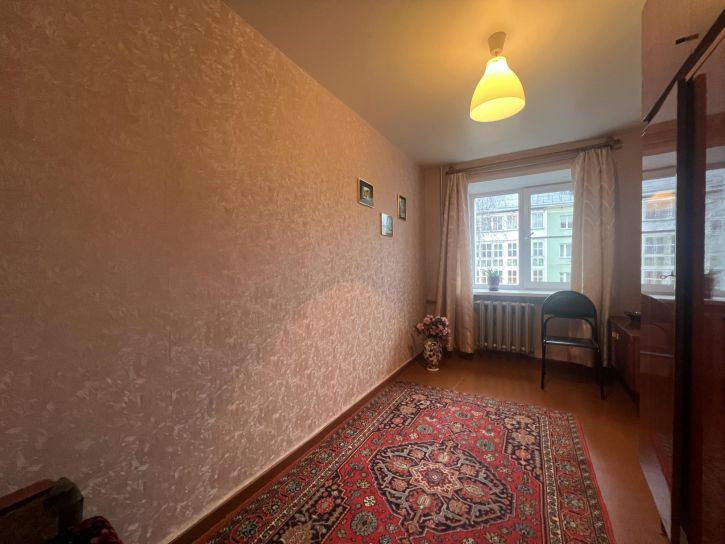 2-комн квартира Сурикова ул., 8