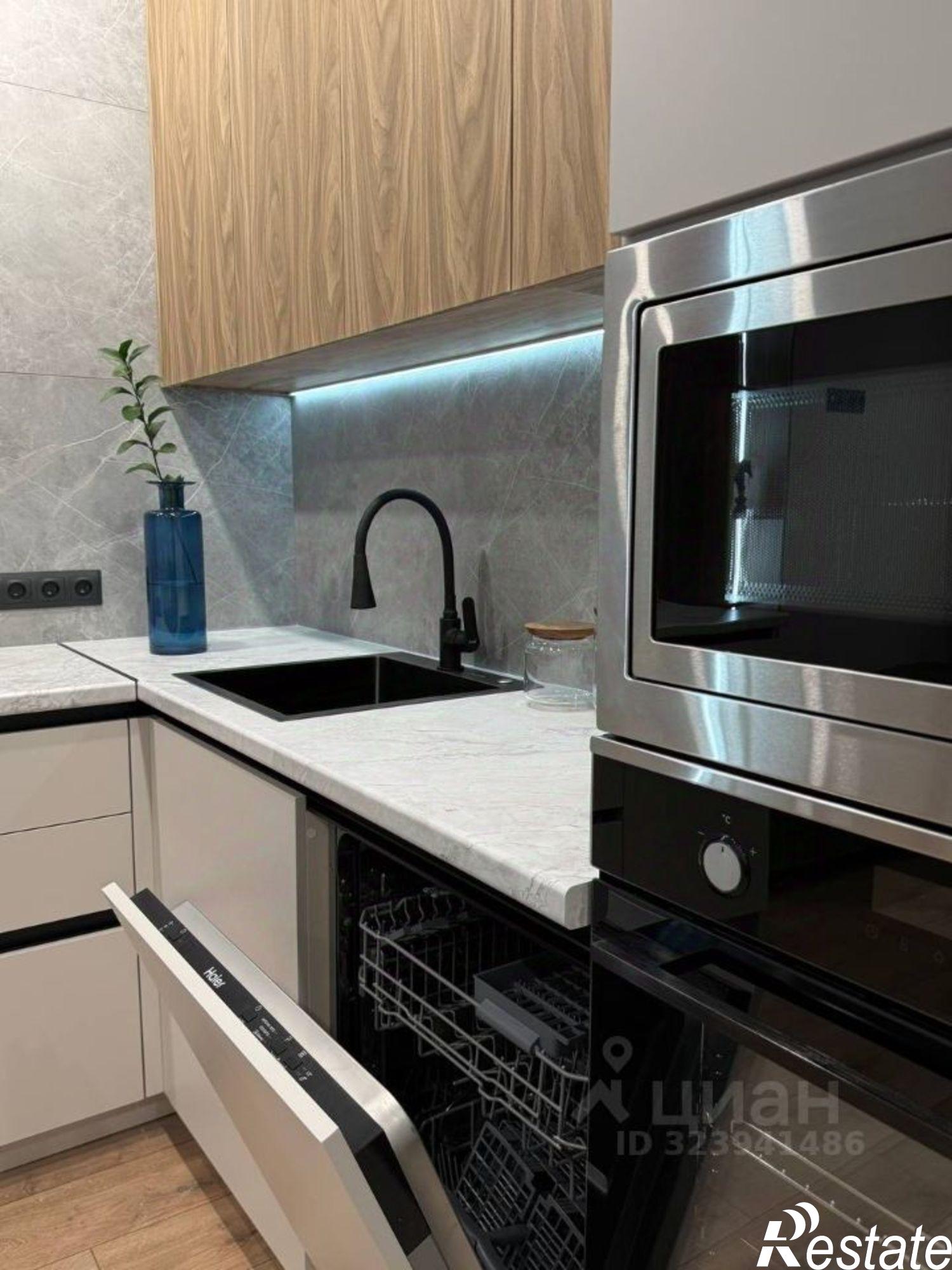 Купить квартиру за 11 300 000 рублей на улица Героя Костина, 4