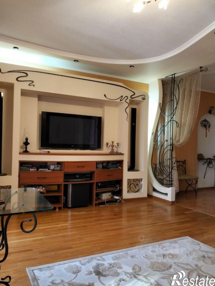 3-комн квартира Стальной пер, 7,  д. 7