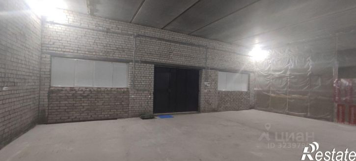 Гараж/парковка улица Есенина, 13Г,  д. 13Г