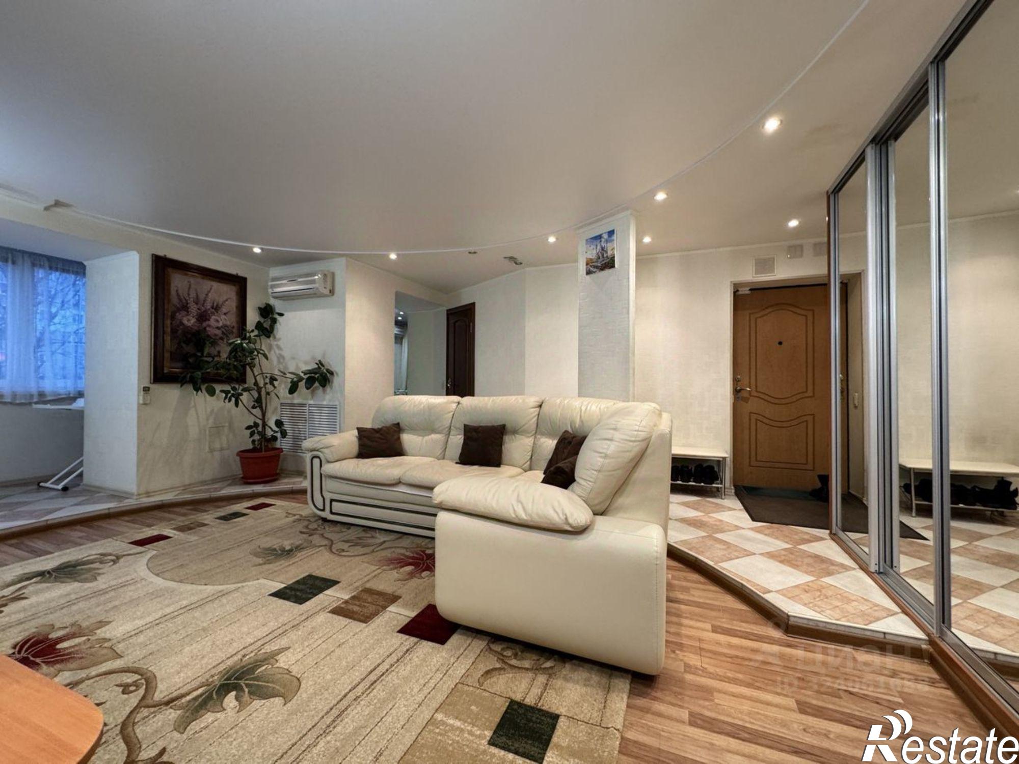 Купить квартиру за 9 970 000 рублей на улица Чернышевского, 45